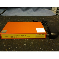 Check Point Safe @ Office 500 4-Port SBX-166LHGE-5 Router Switch